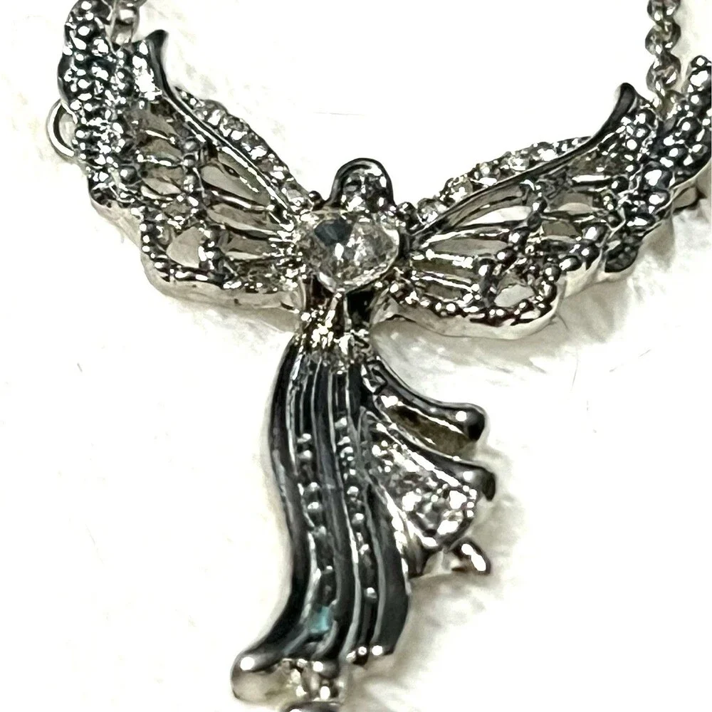 Silver Tone Guardian Angel Adjustable Necklace w/Rhinestone Lobster Claw Clasp.